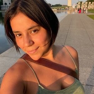 Meet your Posher, Ana-sofia